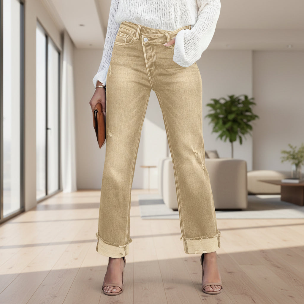 Back pocket detail on women's wide leg denim jeans