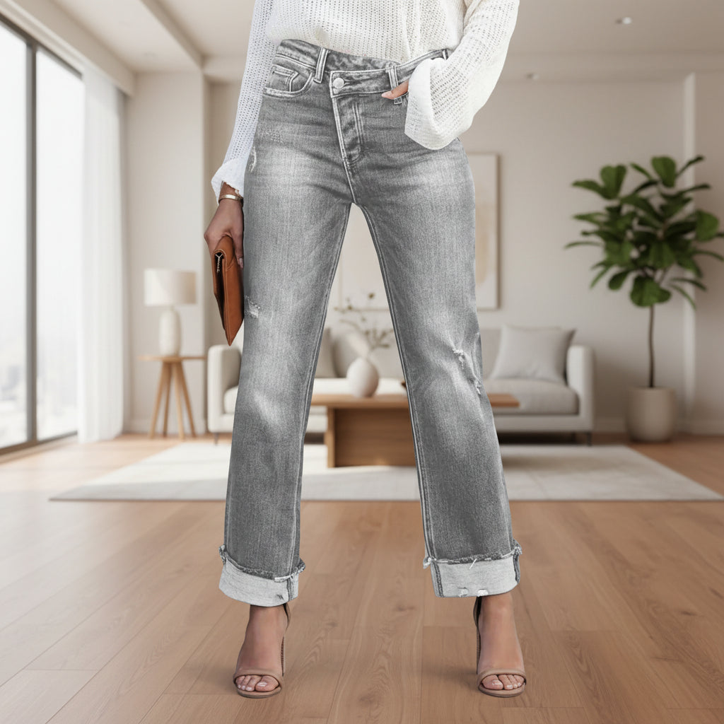 Hem detail on women's wide leg denim jeans